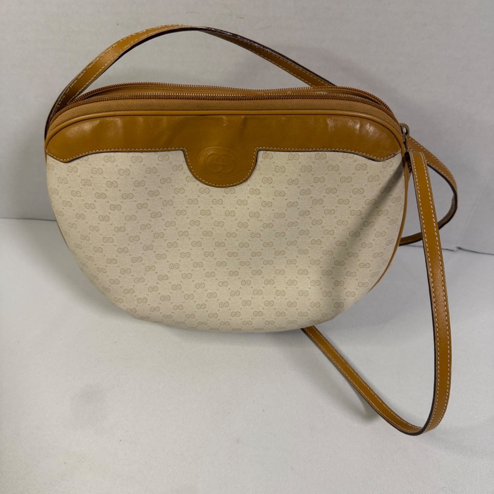 Gucci GG Vintage Micro Monogram Crossbody Tan/White  Leather PVC Bag